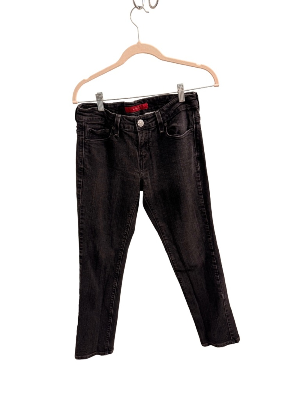Y2K Levi’s Slim Straight Jeans